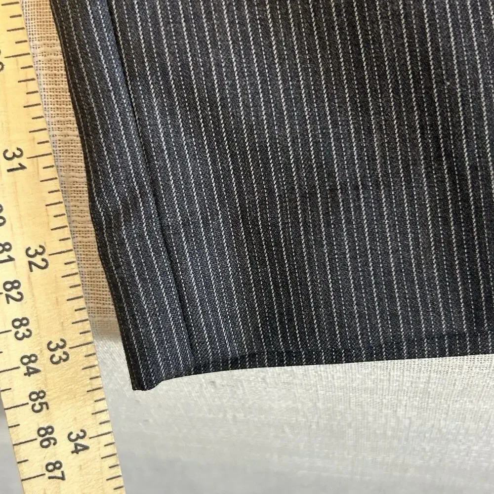 Banana Republic Mens Wool/Poly Dress Pants Gray Stripe Sz 36x34 (actual 35x33.5)